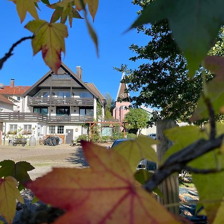 Gasthaus Hirschenstube & Gaestehaus Gehri Вальдкирх Экстерьер фото
